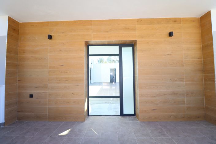 Image No.11-3 Bed Villa for sale