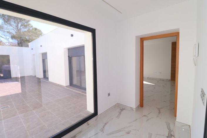 Image No.13-3 Bed Villa for sale