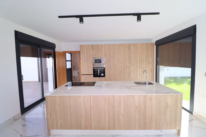 Image No.17-3 Bed Villa for sale