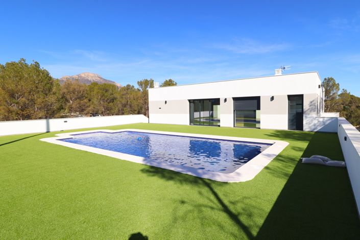 Image No.4-3 Bed Villa for sale
