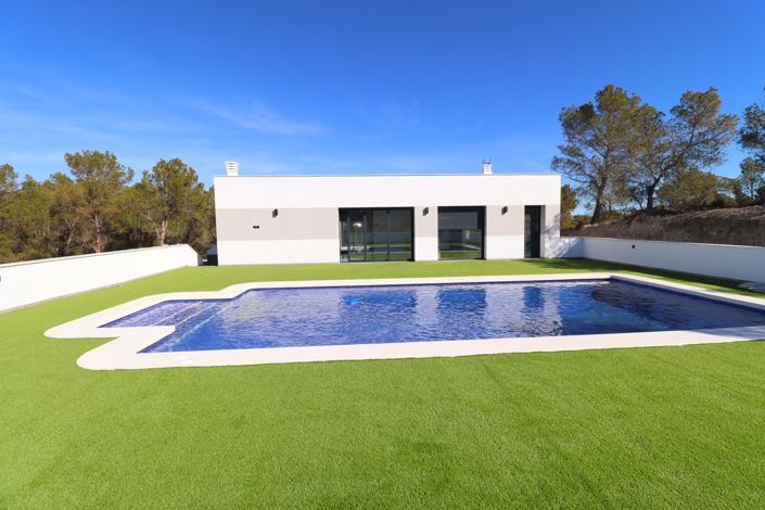 Image No.5-3 Bed Villa for sale