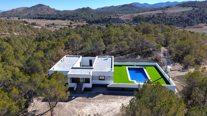 Image No.7-3 Bed Villa for sale