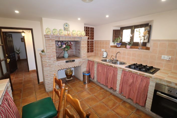 Image No.11-4 Bed Cortijo for sale