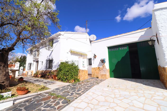 Image No.4-4 Bed Cortijo for sale