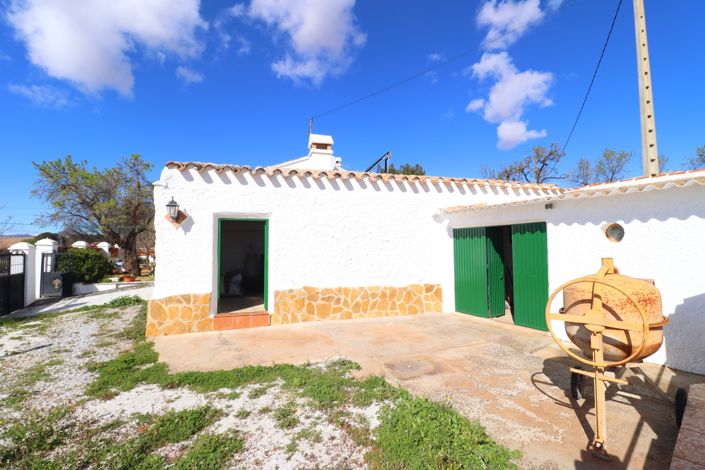 Image No.46-4 Bed Cortijo for sale