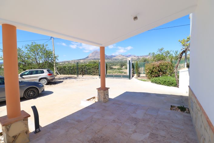 Image No.5-4 Bed Country House for sale