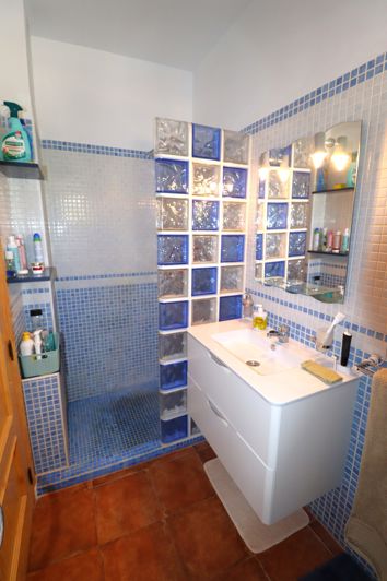 Image No.33-4 Bed Country House for sale