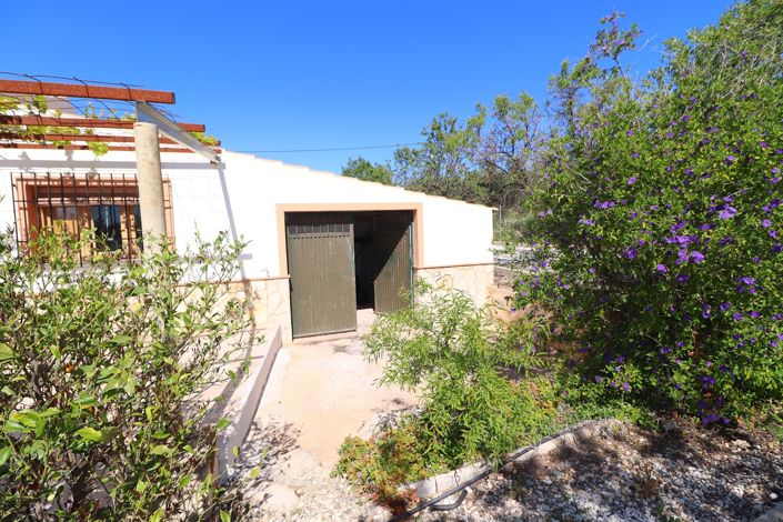 Image No.37-4 Bed Country House for sale