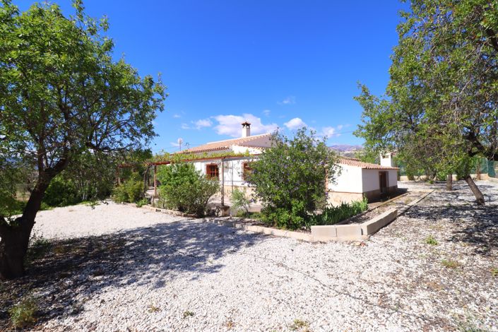 Image No.40-4 Bed Country House for sale