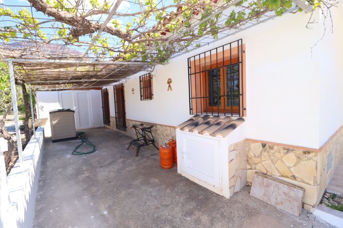 Image No.45-4 Bed Country House for sale