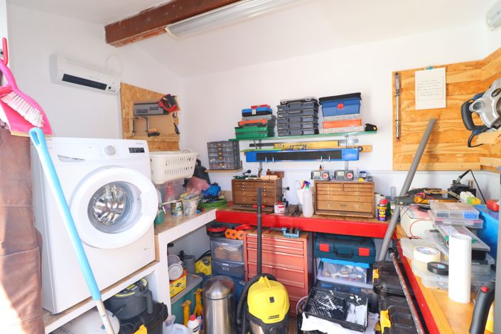 Image No.46-4 Bed Country House for sale