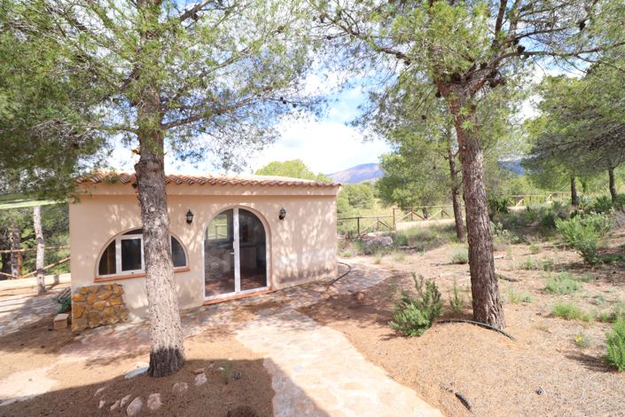 Image No.48-4 Bed Villa for sale