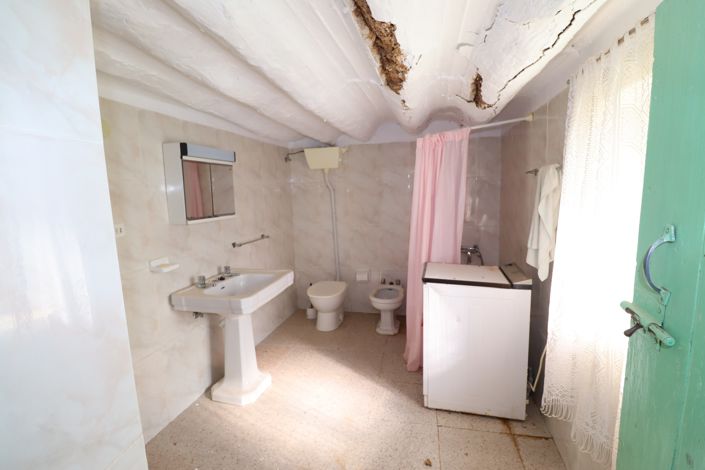 Image No.10-5 Bed Cortijo for sale