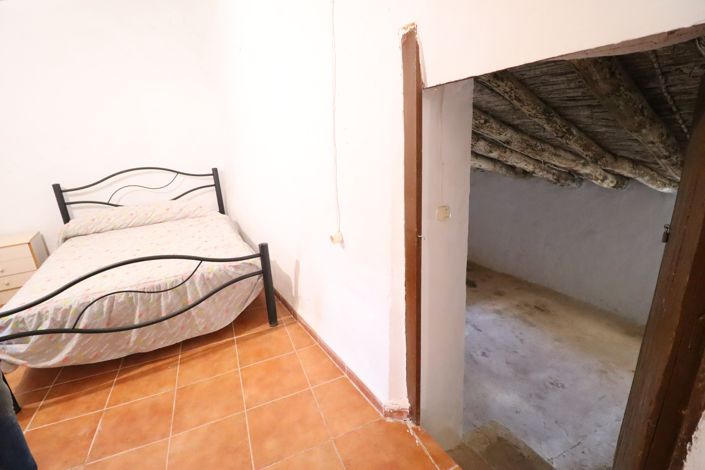 Image No.37-5 Bed Cortijo for sale