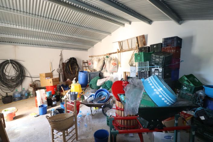 Image No.11-2 Bed Country House for sale