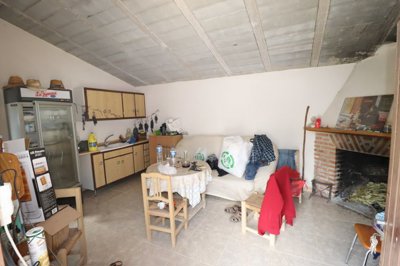 372966432