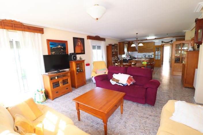 Image No.8-5 Bed Villa for sale