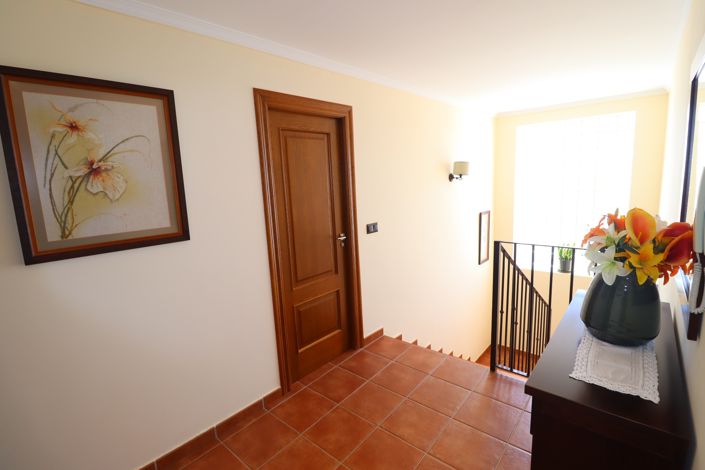 Image No.23-4 Bed Villa for sale