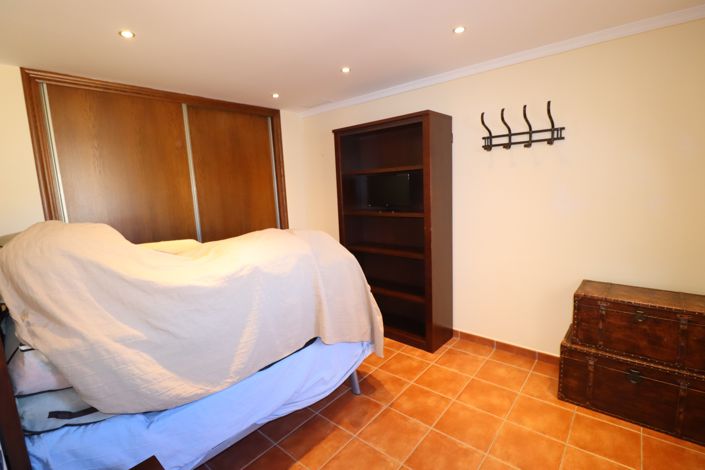 Image No.40-4 Bed Villa for sale