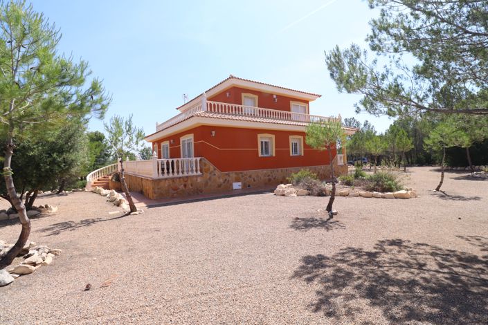 Image No.49-5 Bed Villa for sale