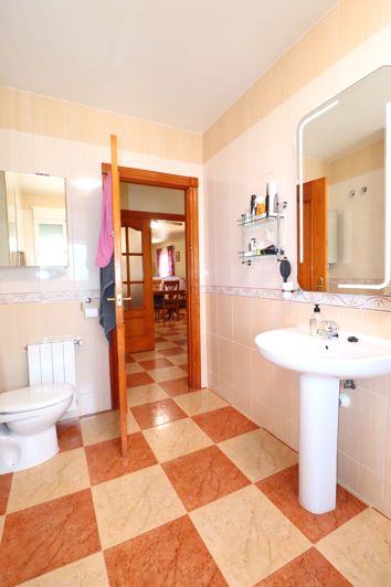 Image No.23-Villa de 5 chambres à vendre à Puerto Lumbreras