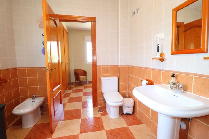 Image No.29-Villa de 5 chambres à vendre à Puerto Lumbreras