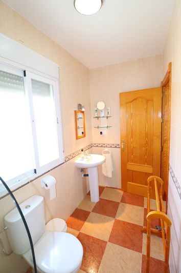 Image No.42-Villa de 5 chambres à vendre à Puerto Lumbreras