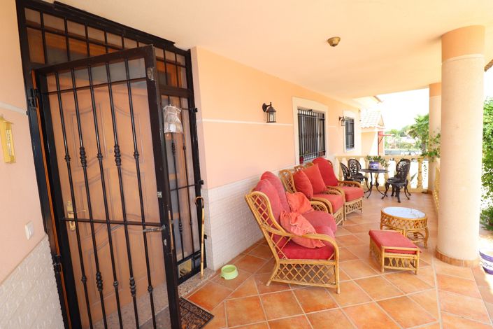 Image No.8-Villa de 5 chambres à vendre à Puerto Lumbreras