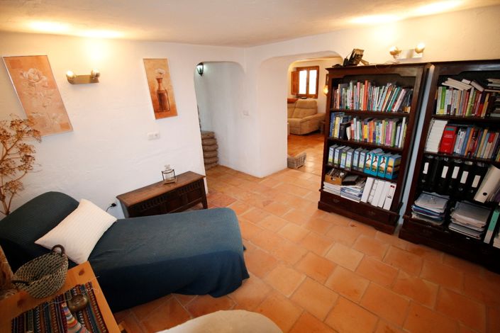 Image No.24-6 Bed Cortijo for sale