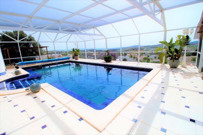 Image No.7-6 Bed Cortijo for sale