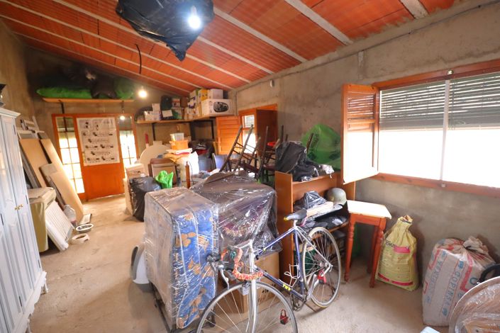 Image No.35-4 Bed Country House for sale