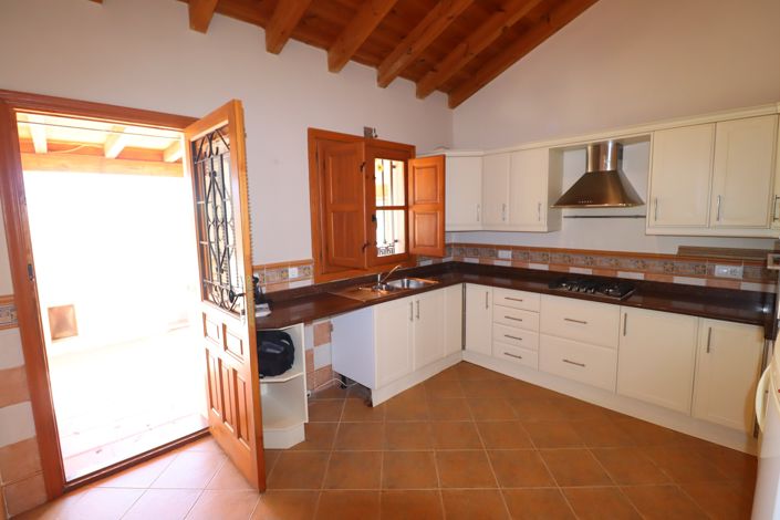 Image No.15-3 Bed Villa for sale