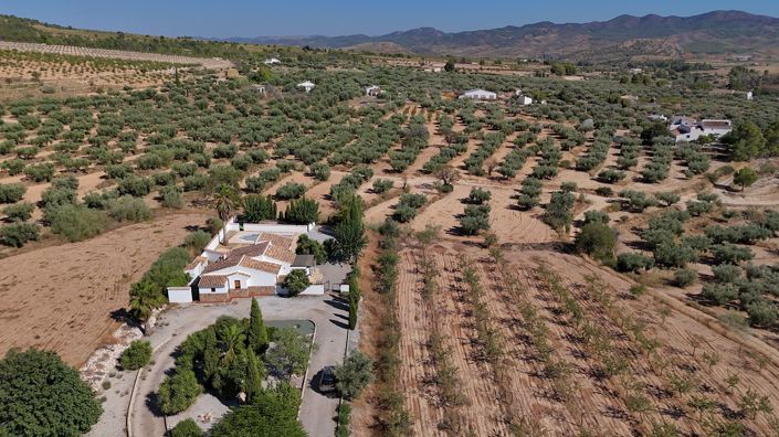 Image No.6-3 Bed Villa for sale