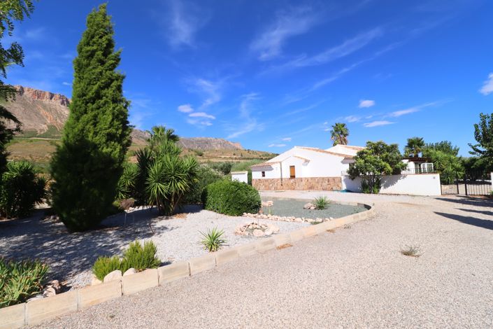 Image No.7-3 Bed Villa for sale