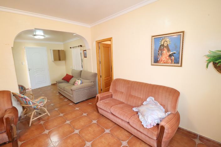 Image No.13-4 Bed Country House for sale