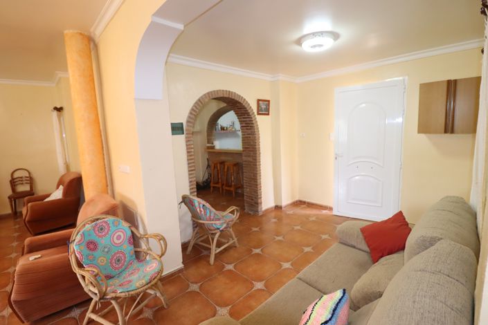 Image No.15-4 Bed Country House for sale