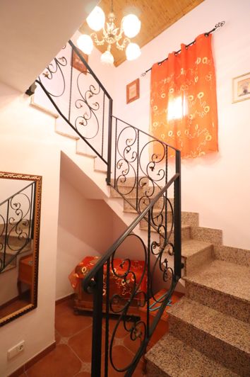 Image No.29-4 Bed Country House for sale