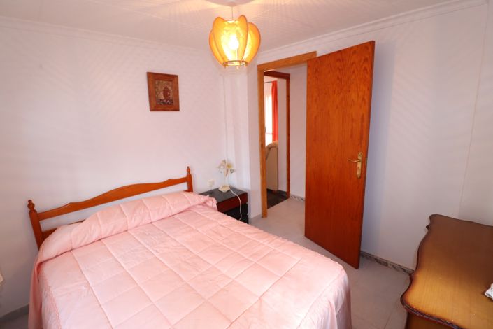 Image No.43-4 Bed Country House for sale