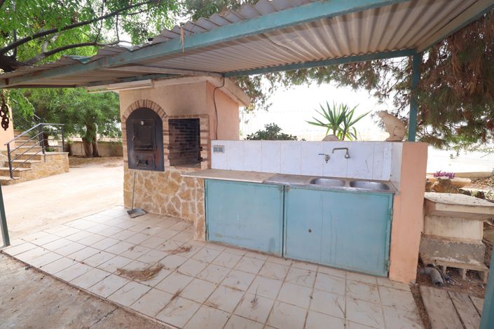 Image No.6-4 Bed Country House for sale