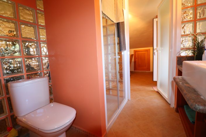 Image No.39-4 Bed Country House for sale