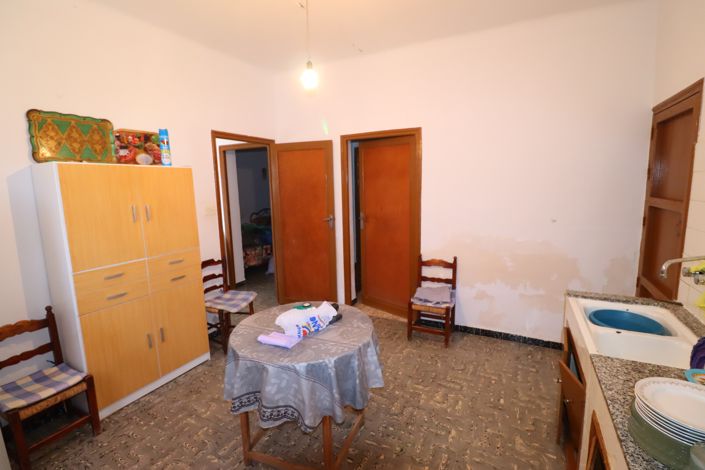 Image No.14-3 Bed Country House for sale