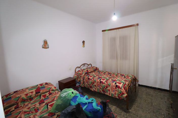 Image No.25-3 Bed Country House for sale