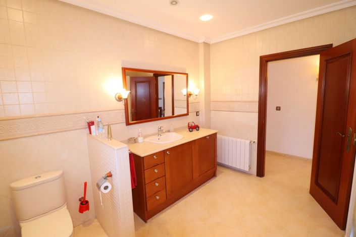 Image No.25-Villa con 4 dormitorios en venta