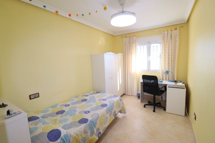 Image No.27-4 Bed Villa for sale