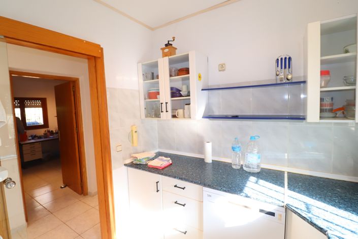 Image No.14-5 Bed Country House for sale