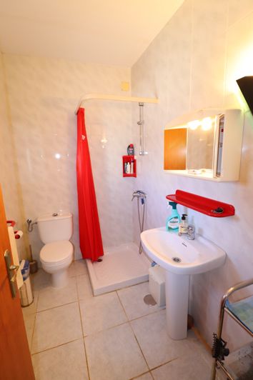 Image No.21-5 Bed Country House for sale