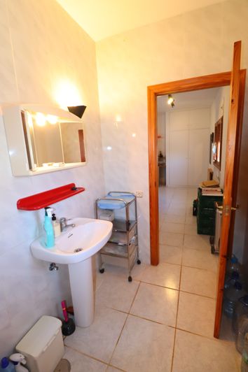 Image No.22-5 Bed Country House for sale