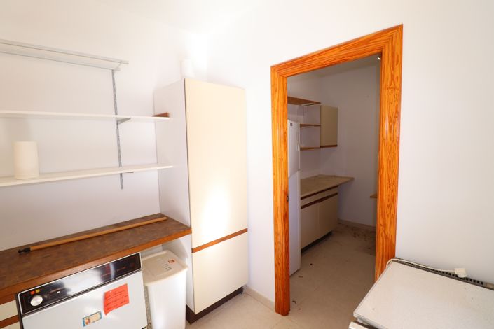 Image No.30-5 Bed Country House for sale