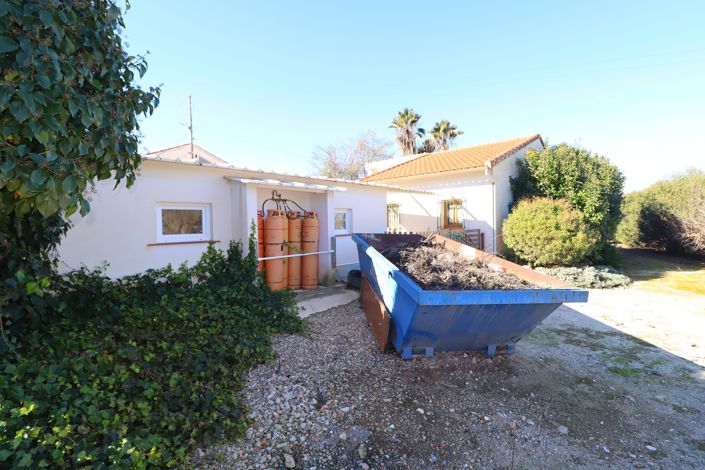 Image No.50-5 Bed Country House for sale