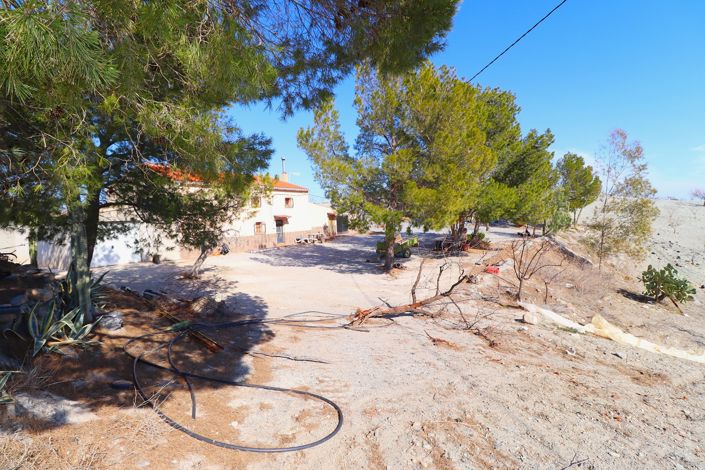 Image No.3-3 Bed Country House for sale